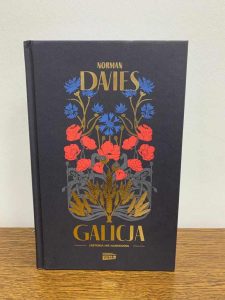 Zdjęcie książki Normana Daviesa "Galicja".