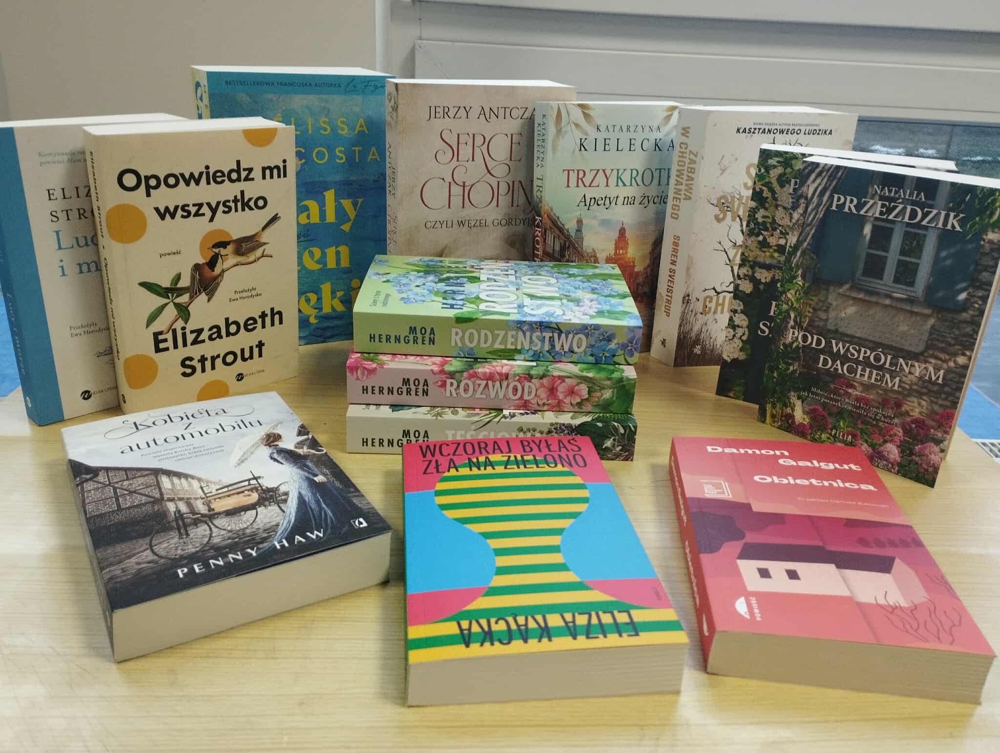 Nowości wydawnicze w bibliotece w Łętowicach